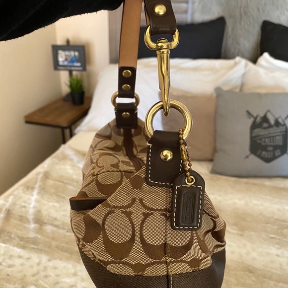 Coach handbag - Picture 2 of 3